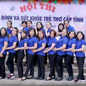 Đồng phục giáo viên mầm non