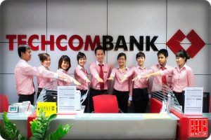 Đồng phục ngân hàng Techcombank - Sắc đỏ thịnh vượng
