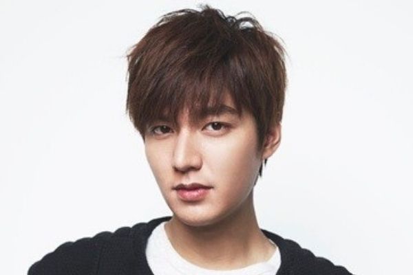 tóc layer nam 2 mái