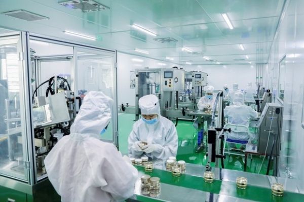 gia công mỹ phẩm trọn gói, gia công mỹ phẩm giá rẻ, gia công mỹ phẩm độc quyền, gia công mỹ phẩm theo yêu cầu, công ty gia công mỹ phẩm độc quyền, nhà máy gia công mỹ phẩm, xưởng gia công mỹ phẩm