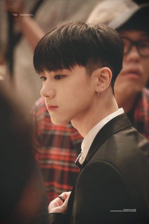 Mẫu tóc đầu nấm đẹp nhất cho nam - Biến thể số 3 Xu hướng tóc đầu nấm đẹp được yêu thích nhất hiện nay cho nam giới - hình ảnh số 3