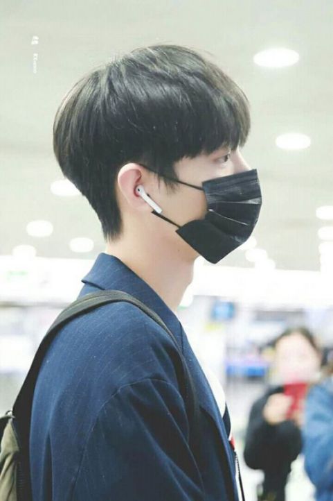 Mẫu tóc đầu nấm đẹp nhất cho nam - Biến thể số 4 Xu hướng tóc đầu nấm đẹp được yêu thích nhất hiện nay cho nam giới - hình ảnh số 4