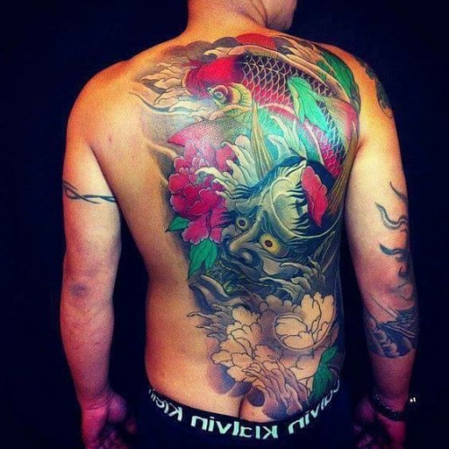 Hình xăm nghệ thuật mặt quỷ cá chép nửa lưng đẹp và ý nghĩa nhất Hình ảnh xăm tattoo mặt quỷ cá chép đẹp và ý nghĩa nhất