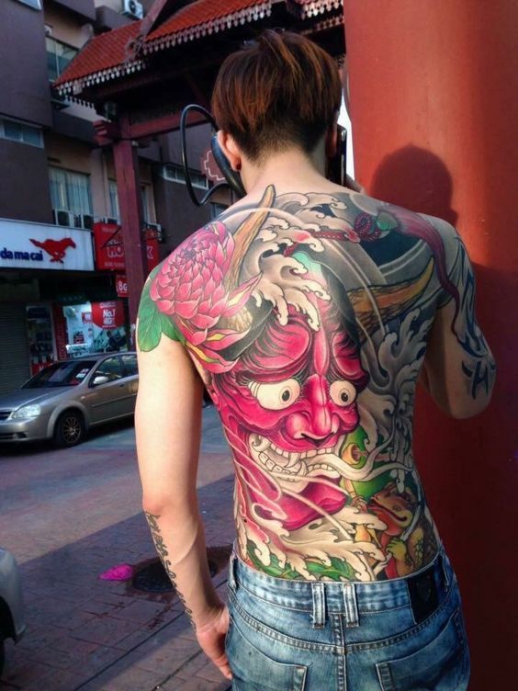 hinh-xam-mat-quy-kin-lung-cho-nam Mẫu hình xăm tattoo mặt quỷ kín lưng cho nam