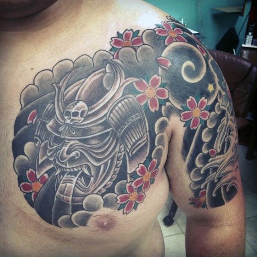 hinh-xam-mat-quy-truoc-nguc-cho-nam Mẫu hình xăm tattoo mặt quỷ trước ngực cho nam