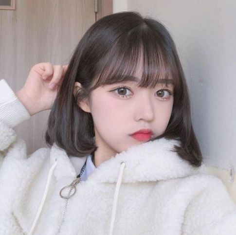 Những kiểu tóc bob cho mặt tròn đáng yêu - Mẫu số 3 Các kiểu tóc bob cho mặt tròn đáng yêu và kute cho nữ - Hình ảnh số 3