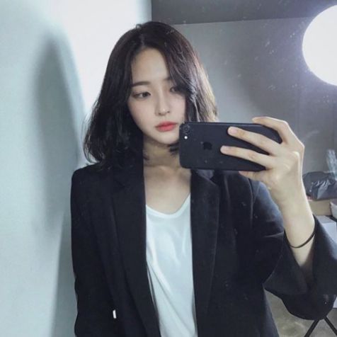 Tóc nữ không mái Hàn Quốc đẹp nhất số 2 Tóc nữ không mái Hàn Quốc đẹp xinh xắn, duyên dáng được nhiều người mê mẩn hiện nay - Hình ảnh số 2