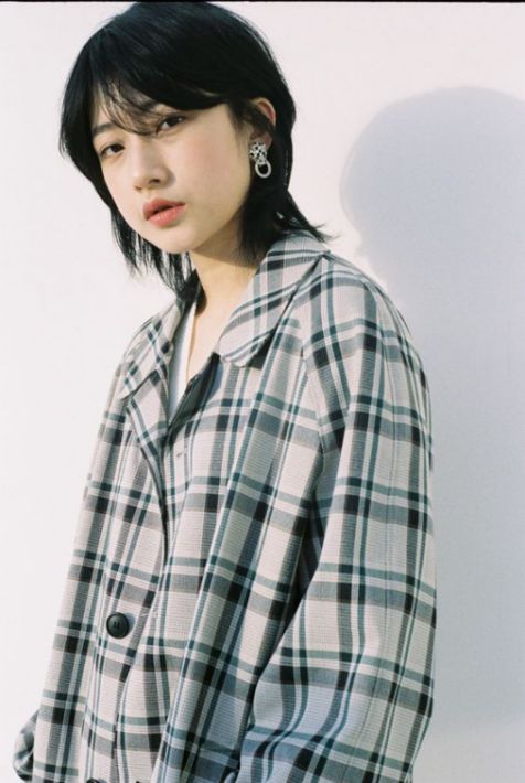 Mẫu tóc layer ngắn cho nữ gương mặt to tròn - Số 2 Tổng hợp các cách tạo mẫu tóc layer mái ngắn cho nữ đẹp dịu dàng, xinh xắn và quyến rũ nhất hình ảnh số 2