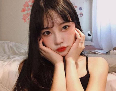 Tóc nữ mái thưa Hàn Quốc đẹp nhất số 1 Kiểu tóc mái thưa phong cách Hàn Quốc giúp phái nữ tôn vinh nhan sắc - Hình ảnh số 1