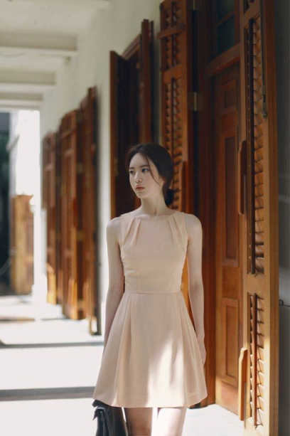 mau-vay-lien-than-han-quoc-3 Thời trang nữ đẹp với kiểu Váy liền thân hàn quốc - hình 1