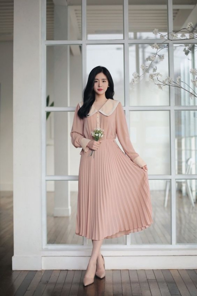 mau-vay-lien-than-xoe-2 Tổng hợp 10 mẫy váy liền thân xoè thời trang đẹp - hình 2