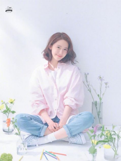 Album mái tóc ngắn rẽ ngôi HOT nhất thời gian qua - Hình ảnh 2 Chia sẻ đến mọi cô gái về tóc ngắn style rẽ ngôi đẹp như Hàn Quốc vừa điệu đà, vừa sang chảnh. Làm các nàng đẹp như các Hot girl nổi tiến.