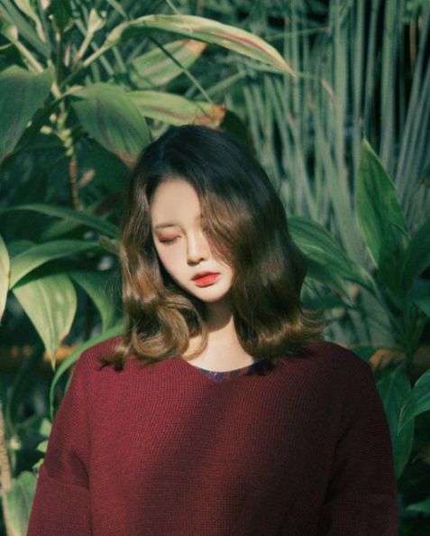 Mái tóc ngắn uốn cụp đuôi xinh xắn thịnh hành mới nhất - Hình ảnh 3 Giúp làn da của bạn thêm sáng và thu hút thông qua các tóc ngắn ngang vai uốn cụp đuôi sau. Lamdepwiki tin rằng bạn sẽ hoàn toàn mới cho xem.