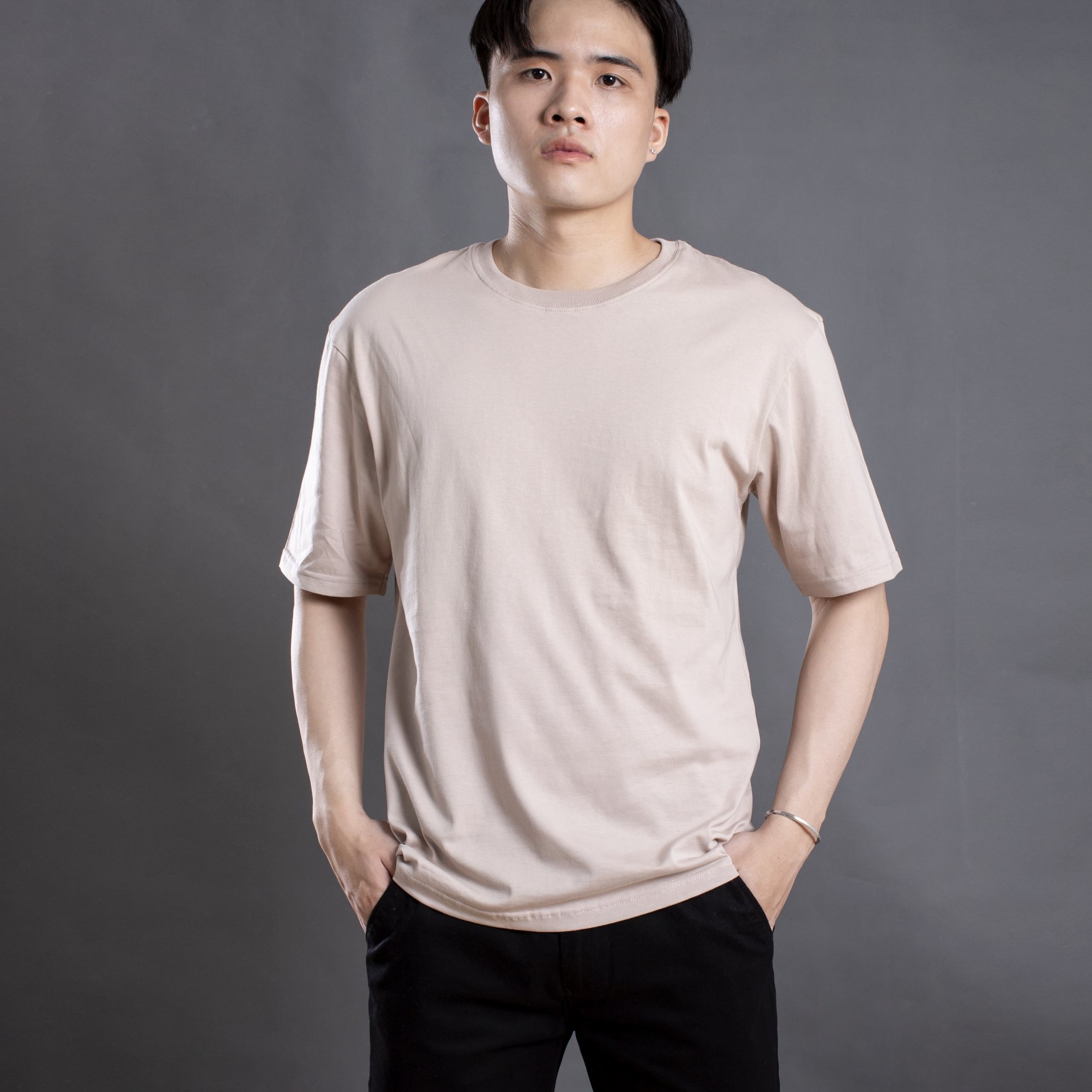 Vải cotton 4 chiều là gì? Ưu, nhược điểm của vải cotton 4 chiều? - Lados