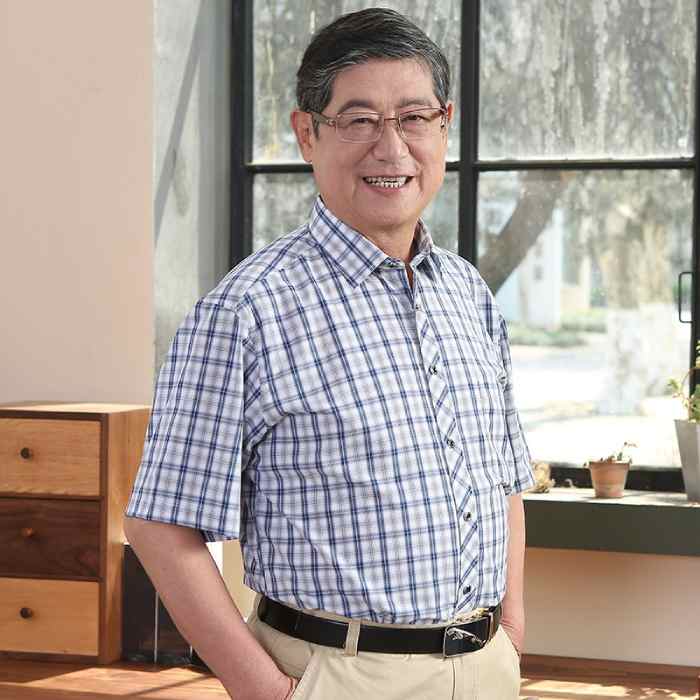 Sơ mi kẻ sọc mang đến sự lịch lãm, trẻ trung cho đàn ông trung niên