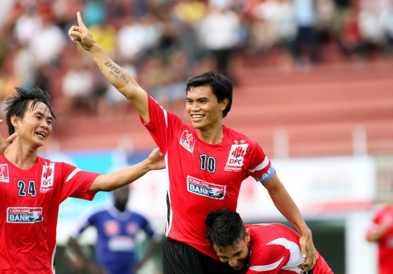 Câu lạc bộ bóng đá Long An thuộc sở hữu của ai? Có bất kỳ vụ bê bối? - Scrumvn