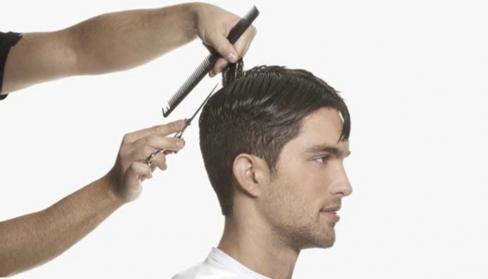 Nằm mơ thấy cắt tóc có ý nghĩa gì? Những con số may mắn liên quan