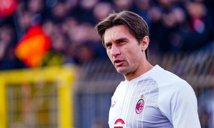 Lời cầu nguyện từ Ciprian Tătărușanu của AC Milan